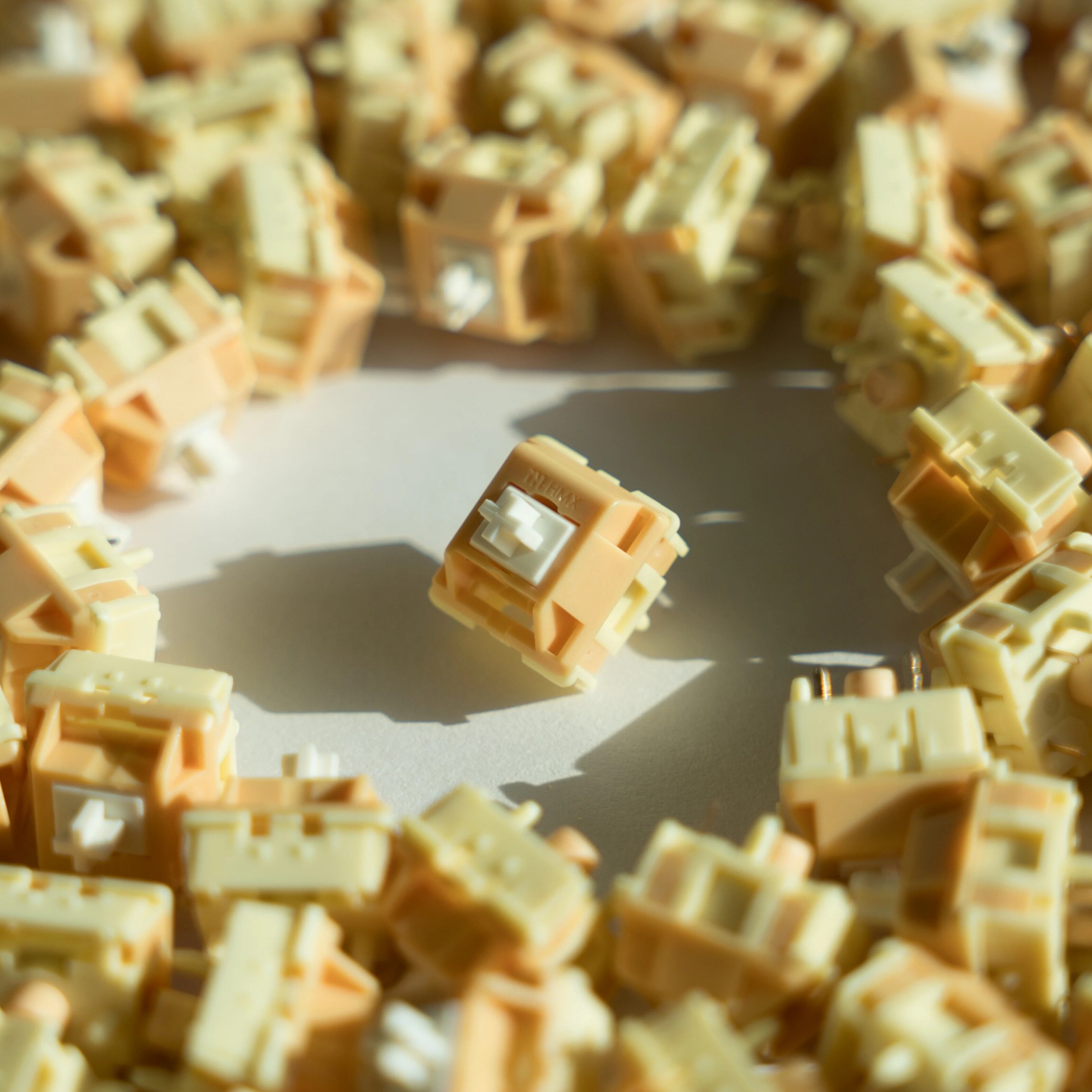 Egg Yolk Pastry Switch Linear  - Keyboard Lube Kit 리뷰 및 가격