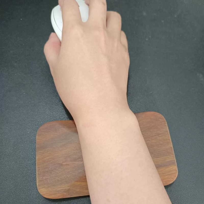 Black Walnut Mouse Wrist Rest  - Wrist Rest Wood 리뷰 및 가격